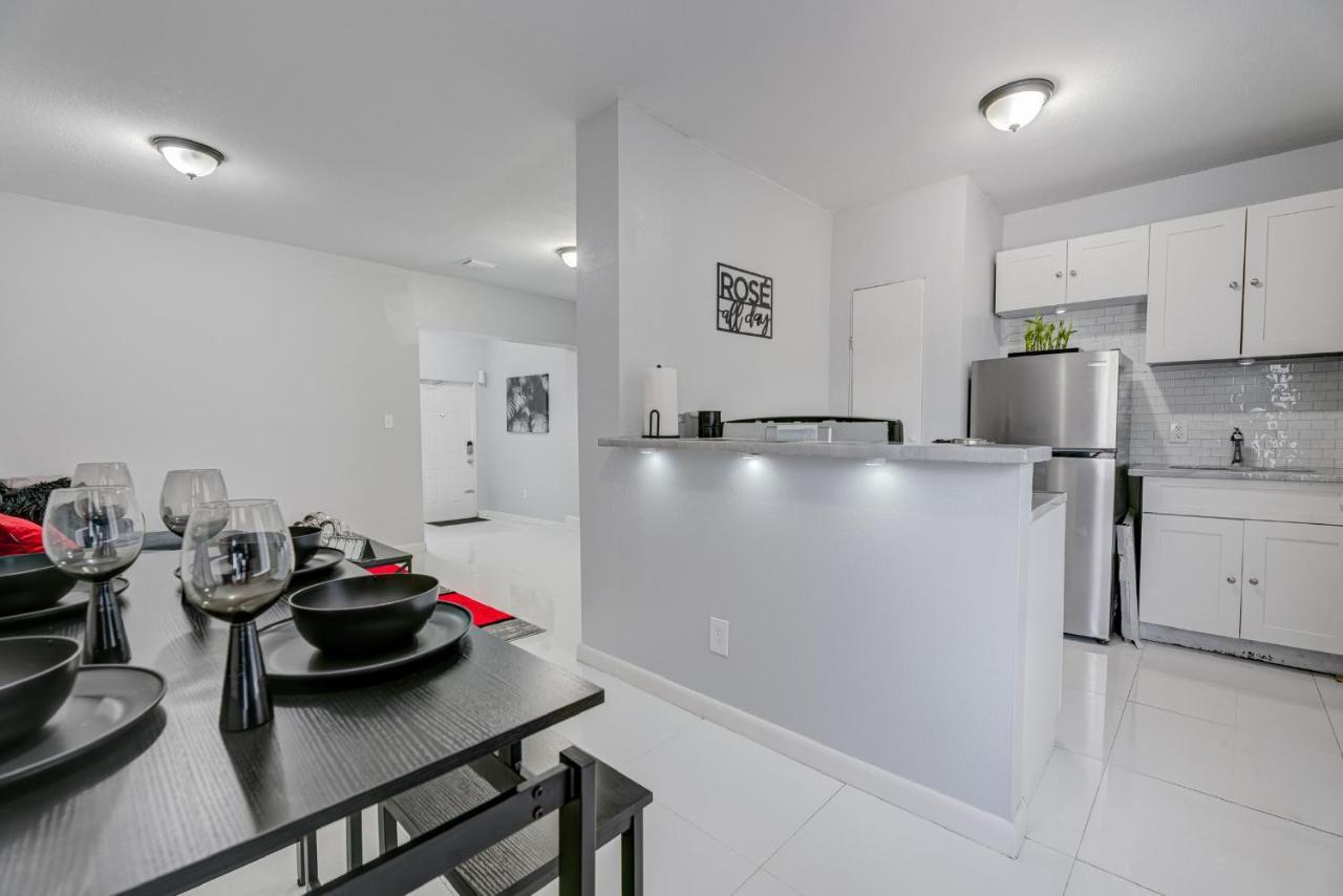 Deco Drive Miami • Near Hard Rock Stadium • South Beach • Wynwood 외부 사진